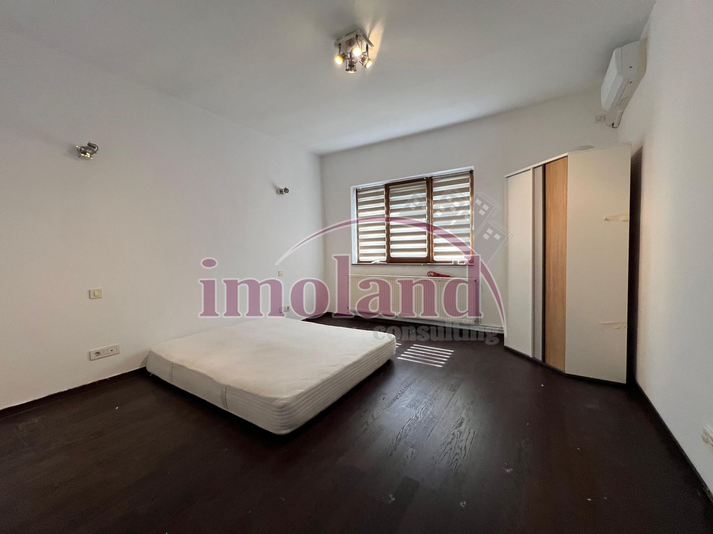 Inchiriere - vila - 6 camere - Parc Bazilescu-Bucurestii Noi - Poză 12