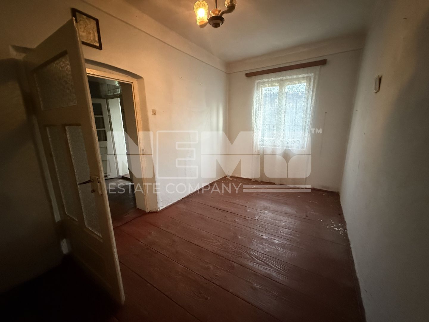 Casă + Teren 1556 mp | Zona Centrală | Front 16 m | 118.000 € - Poză 9