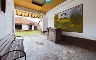 Casă impresionantă, cu anexe în Dezna-Moneasa! - Poză 2