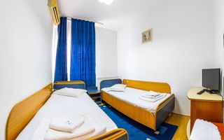 Oportunitate de Investiție: Complex Hotelier cu Saloane de Evenimente - Poză 5