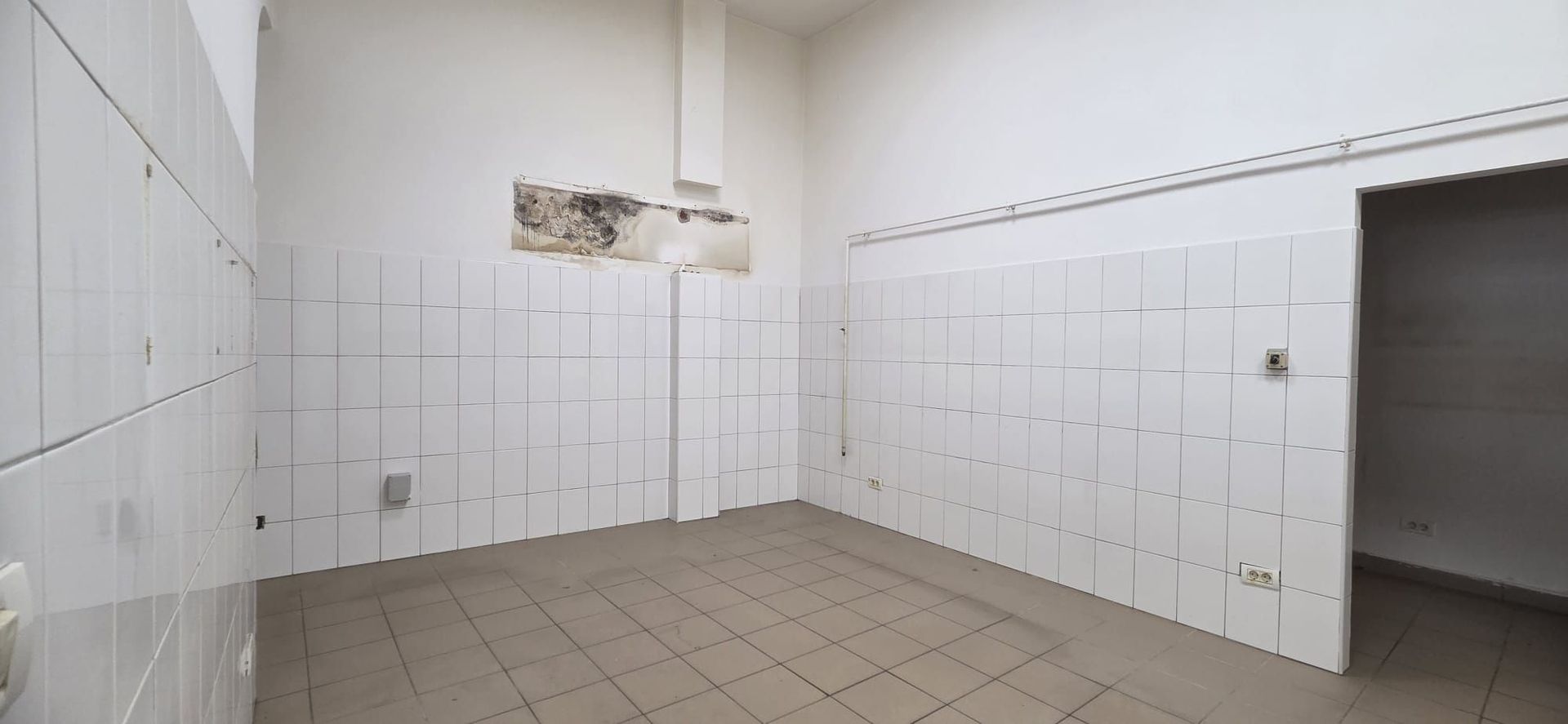 Spatiu comercial de inchiriat – fosta Pizzeria Unirii, Lugoj - Poză 14