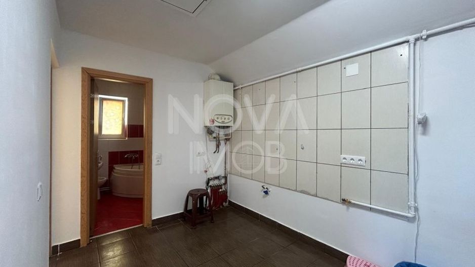 Apartament 2 camere cu pod , zona Strand II - Poză 3