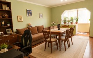 De vânzare Apartament 2 camere Micro 17 - Poză 1
