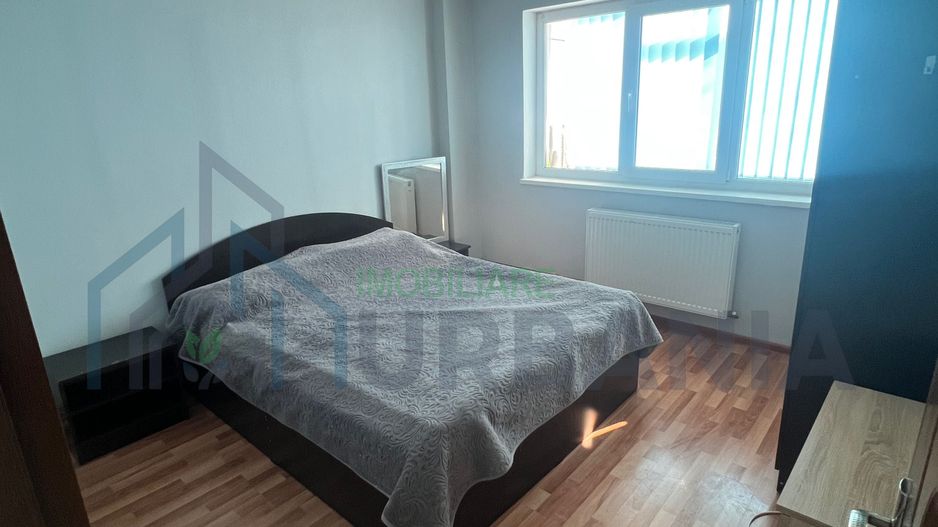 Ofer spre închiriere apartament Tătărași, la bulevard, utilat complet - Poză 4