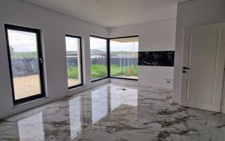 Casa 3  camere INTABULATA 70 mp.  Bucium Visan 140000 euro - Poză 2