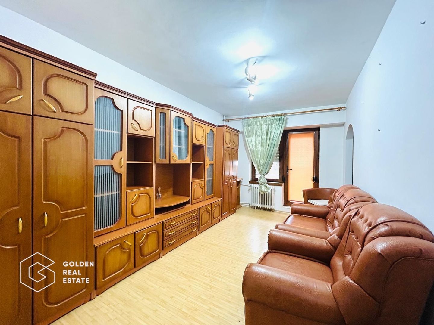 Apartament 3 camere tip Samanta, decomandat, zona Polivalenta - Poză 10