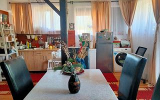 Vanzare apartament doua camere Busteni - Poză 2