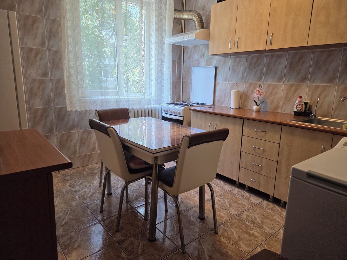 Apartament 2 camere renovat la 7 min de metrou Pacii - Poză 12