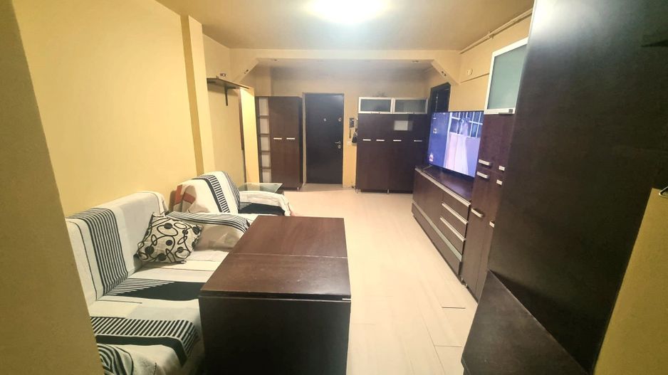Vanzare Apartament 2 Camere Stradal pe Bd. Mircea Voda - Poză 3