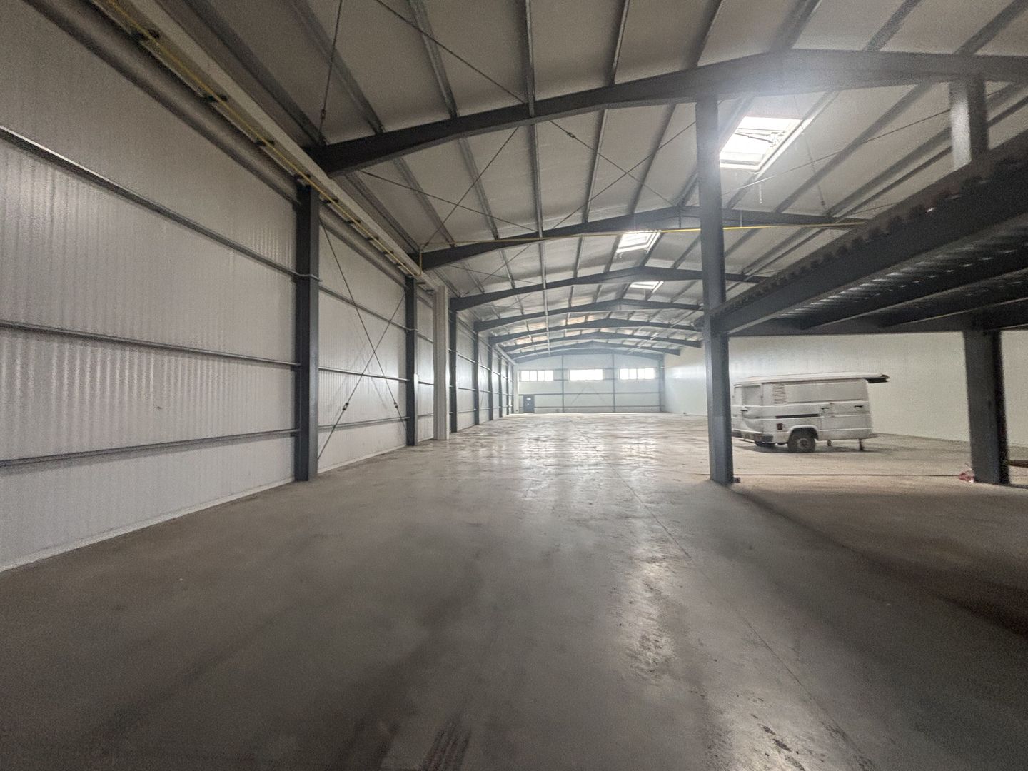 Spatiu de productie si depozitare 885 mp - Poză 7