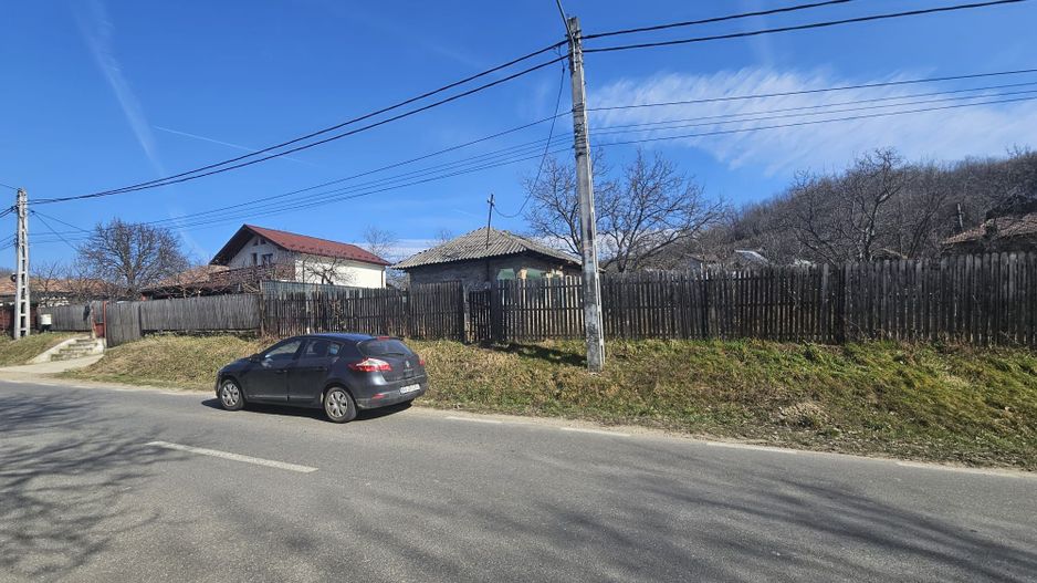 Teren 690 mp, deschidere 50 m, utilități – 1 km Primăria Ștefănești - Poză 2