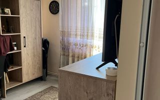 Apartament de vanzare Satu Mare, Micro 16, 4 camere. - Poză 7