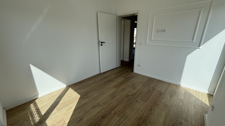 Casa cocheta 4 camere in Selimbar Triajului - Poză 39