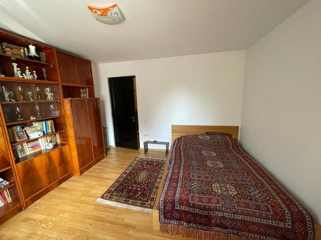 vila indiv+1198mp teren/pe DN4(sosBucuresti) in Frumusani/jud.Calarasi - Poză 32