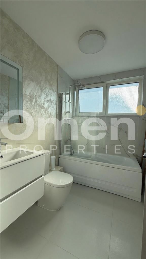 Apartament modern cu 2 camere, in bloc nou, cu parcare, zona Lamaitei - Poză 6