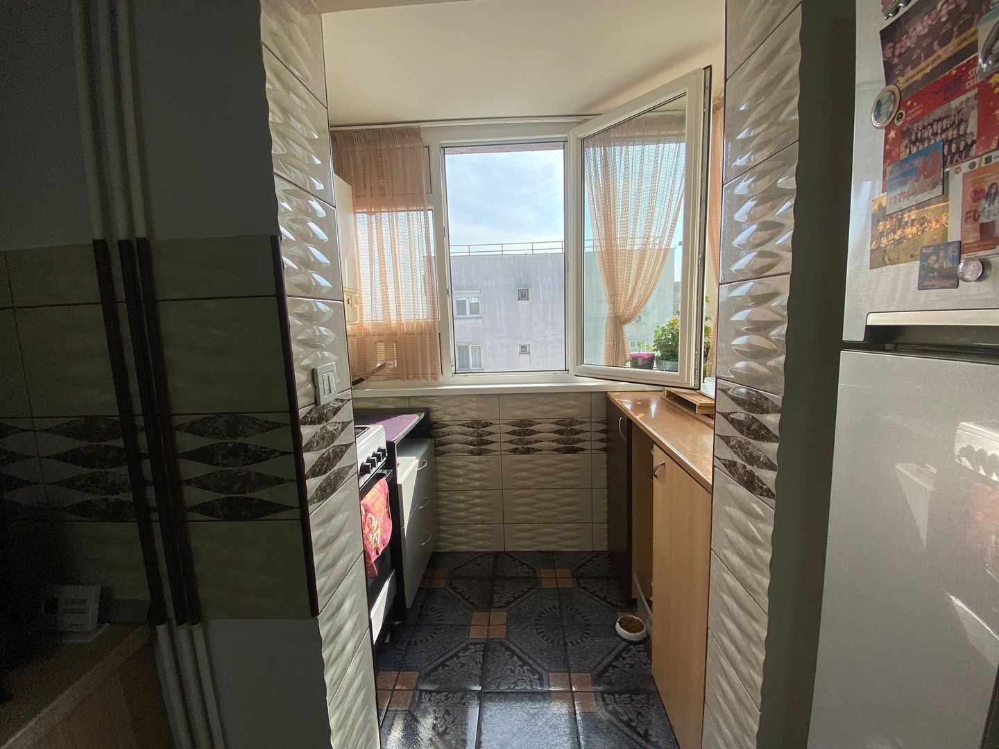 Apartament Fizicienilor - Centrala Proprie - Poză 6