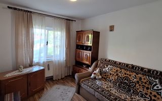 APARTAMENT DE VANZARE ETAJ 2/4 DECOMANDAT ZONA 1 MAI - Poză 6