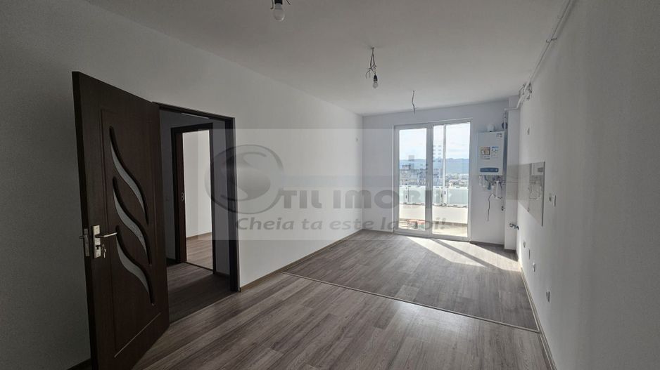 Apartament spațios 4 camere, 2 băi, balcon generos –Pacurari - Poză 6