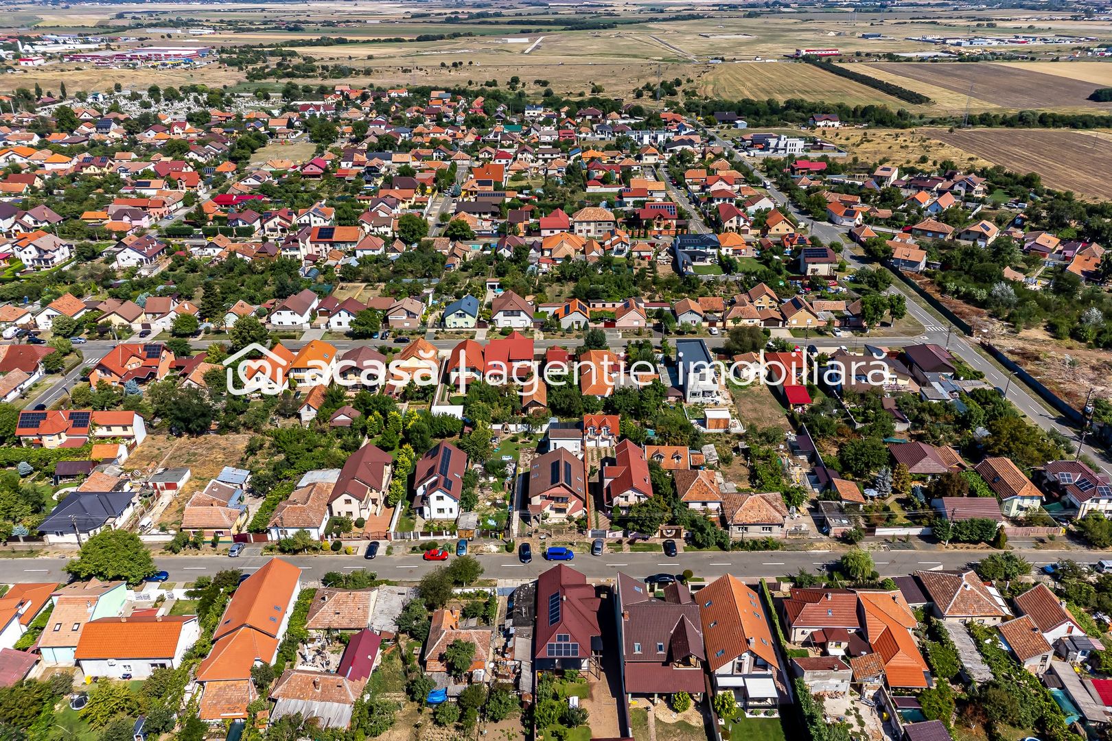 Vilă cu 6 camere în zona rezidențială - Poltura - Poză 10