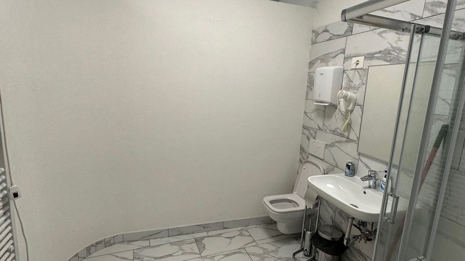 Spatiu de birou cu terasa de 295 mp - Poză 7