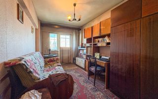 4 camere decomandate, etaj intermediar Piata Ion Mester - Poză 4