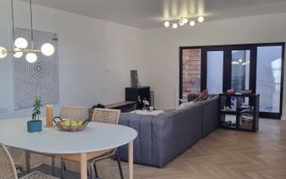 De vânzare – Casă la cheie, zonă ultracentrală Oradea. - Poză 17