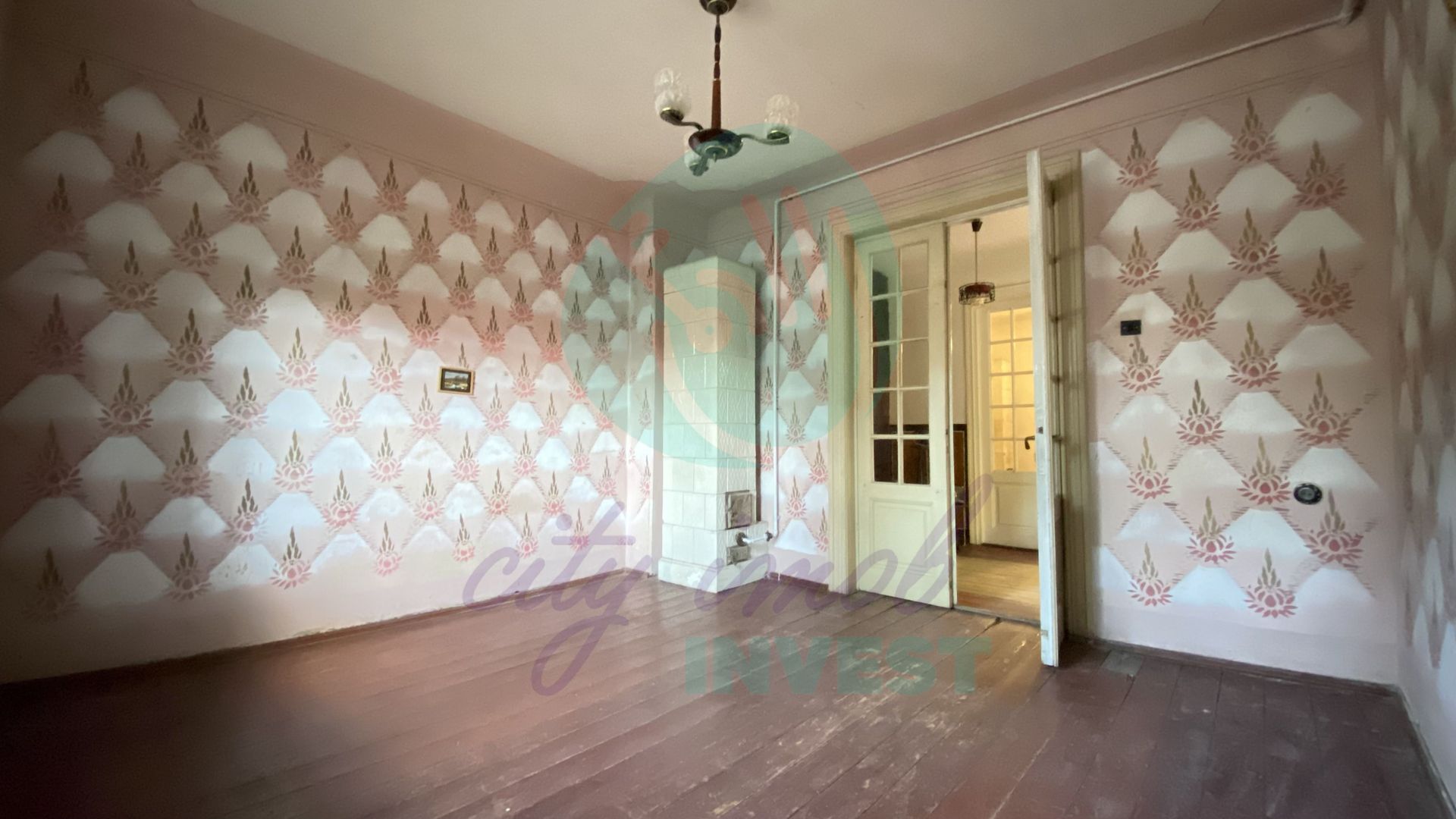 Parter de vila cu mică curte, Piața Alba Iulia - Poză 2
