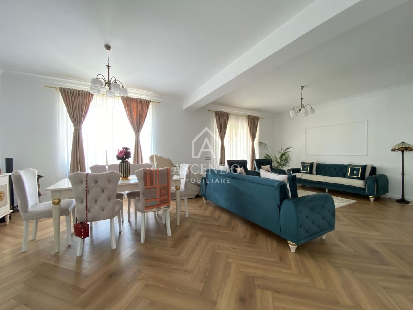 Casă de Lux Corbeanca | 216 mp  | Mobilată | Teren 600 mp - Poză 2