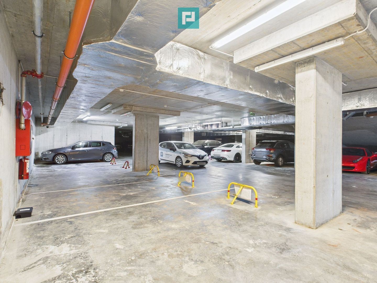 Locuri de parcare subterane –Complexul Studențesc - Poză 1