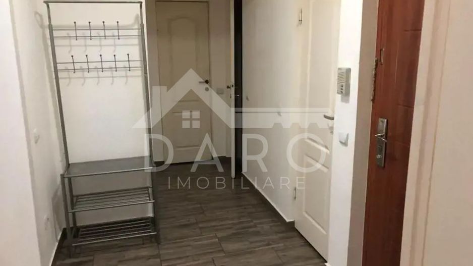 Vand apartament 2 camere,cartier Tudor. - Poză 1