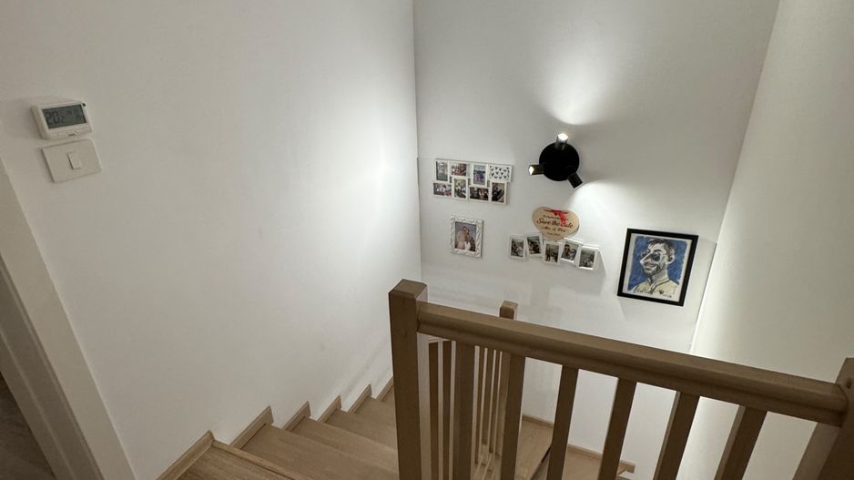 Giroc-Planetelor | Casa insiruita | 3 camere | Statie auto - Poză 12