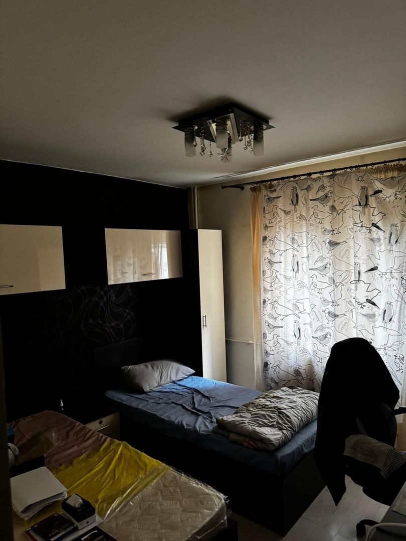 Apartament cu 3 camere , str. Bozieni - Poză 12