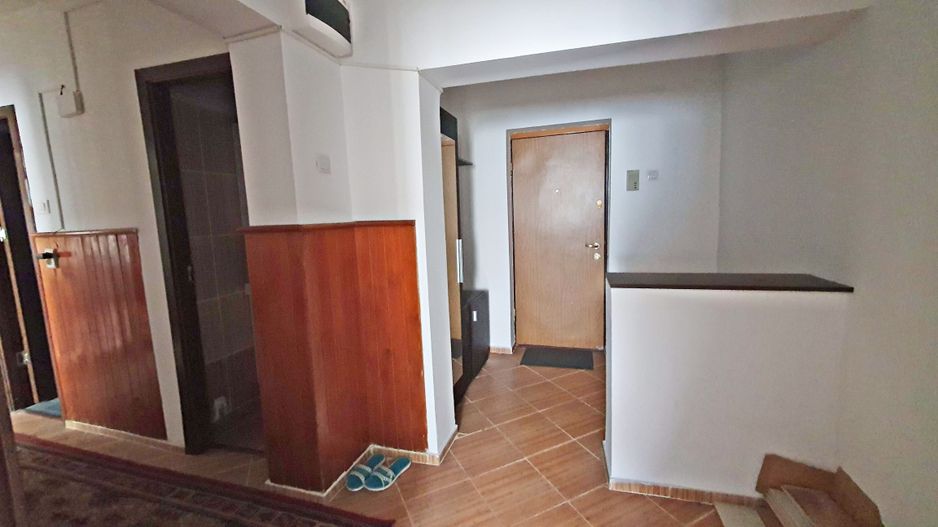 Central-Toamnei, 2 camere, 2 băi, etaj 1, mobilat. - Poză 10