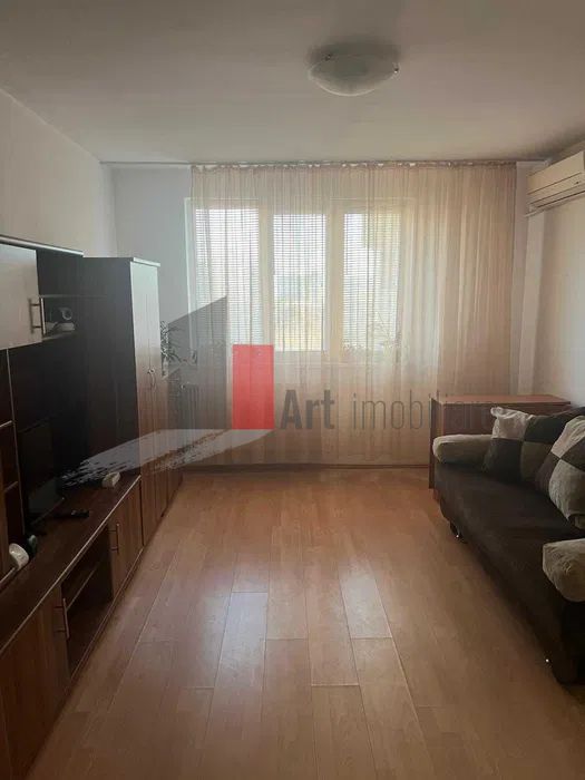 Apartament 2 camere, decomandat, Barajul Sadului, 5 minute față de stația Titan - Poză 1