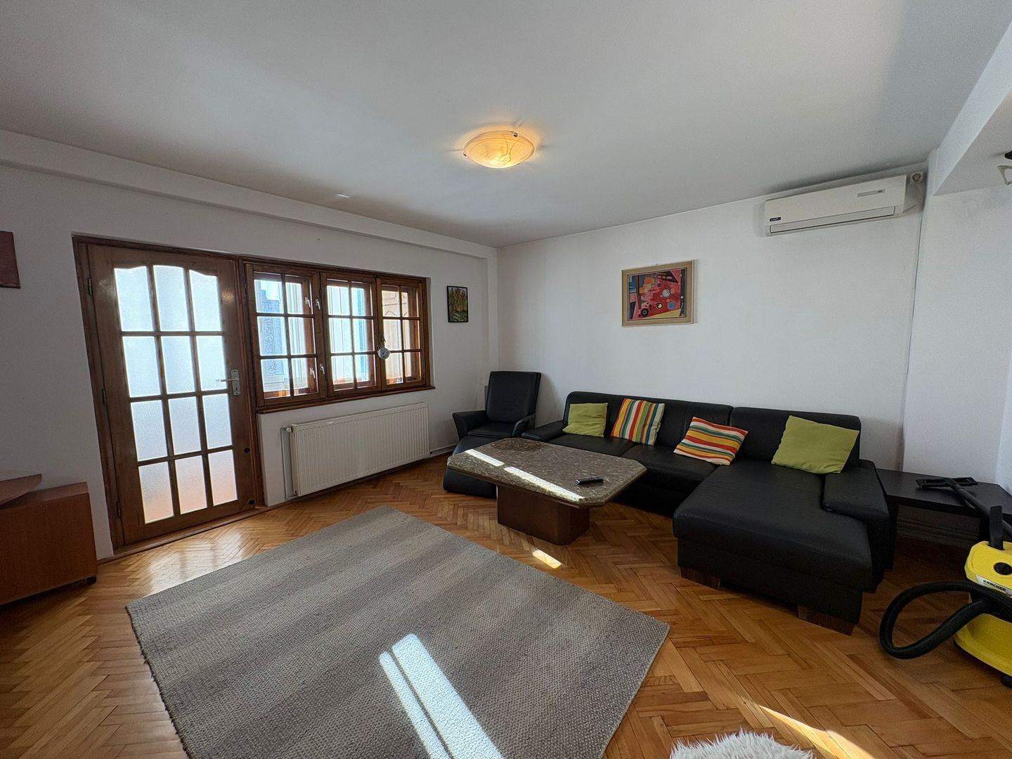 AP. 2 CAMERE PIATA SUDULUI, CENTRALA, LOC PARCARE, METROU 12 MINUTE - Poză 2