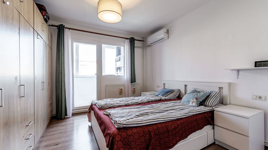 VANDUT! Apartament spațios 2 camere - zona UTA - Poză 2