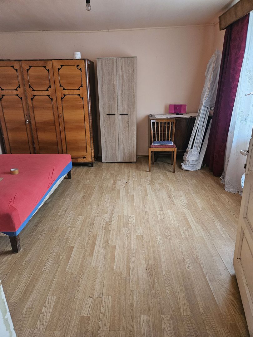 Casa de vanzare în Cunța - Poză 1