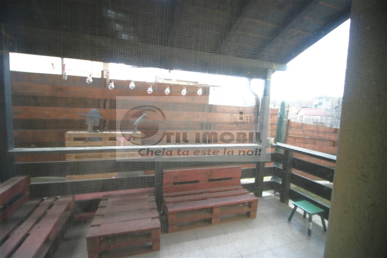 VILA DUPLEX 4 CAMERE  2 BAI  HORPAZ STATIE TRANSPORT PUBLIC 250 METRI - Poză 9