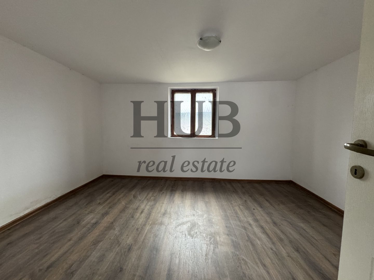 Casa in centru comunei Traian | jud. Bacau | de vanzare - Poză 2