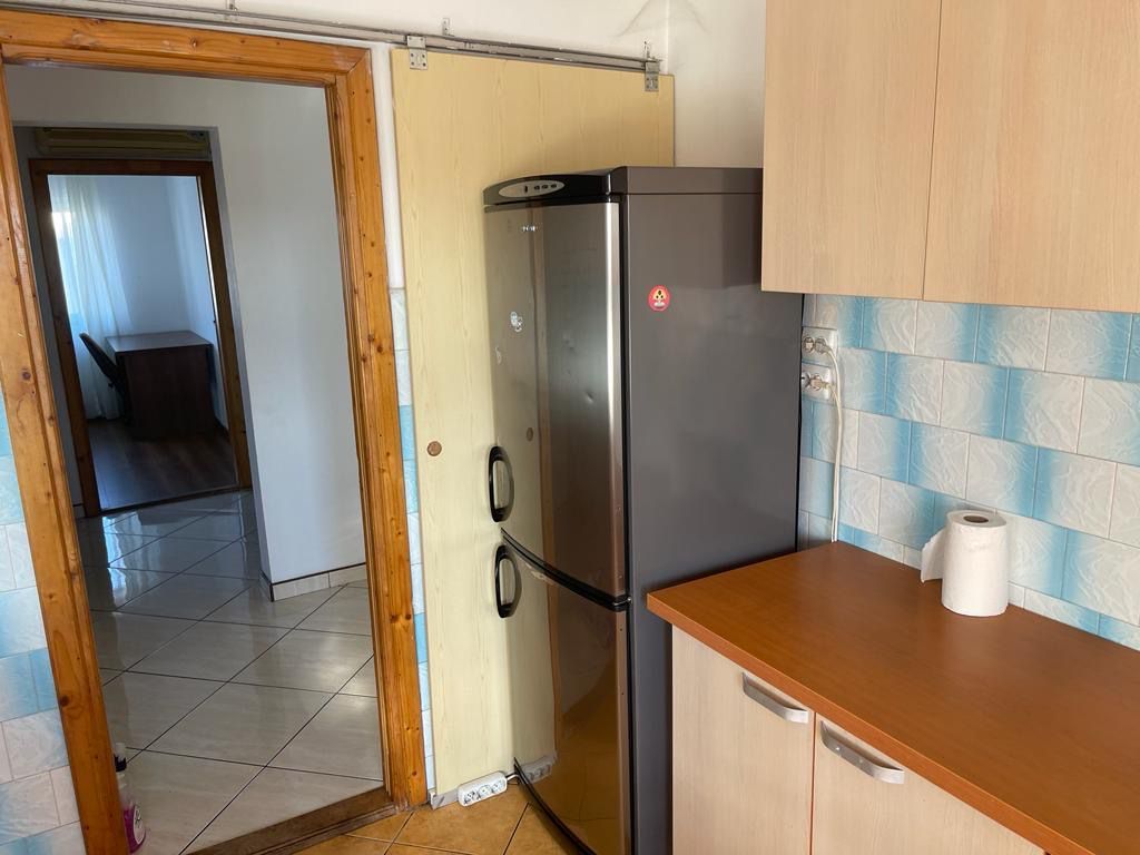 Apartament generos 4 camere zona Timocului - Poză 7