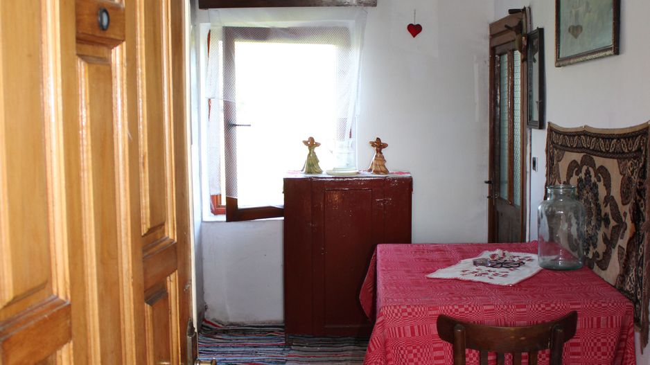 Casă și teren Țufalău - Poză 3