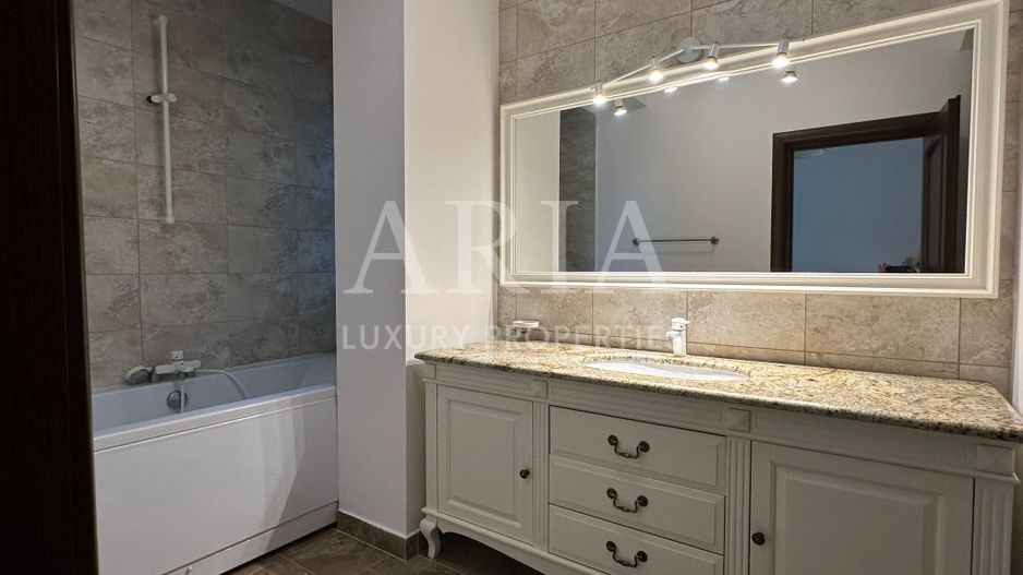 GRAND VILLA  PIPERA EROU IANCU NICOLAE - Poză 11