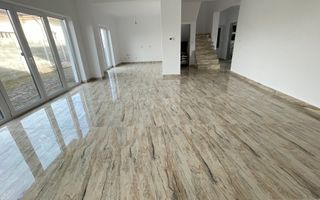 Casa de familie in zona rezidentiala - Poză 2