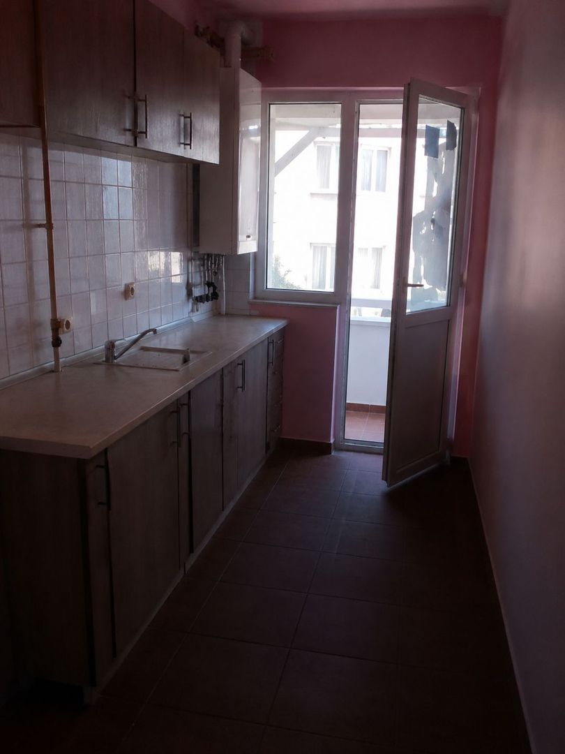 Garsoniera de vânzare zona cetate - Poză 3