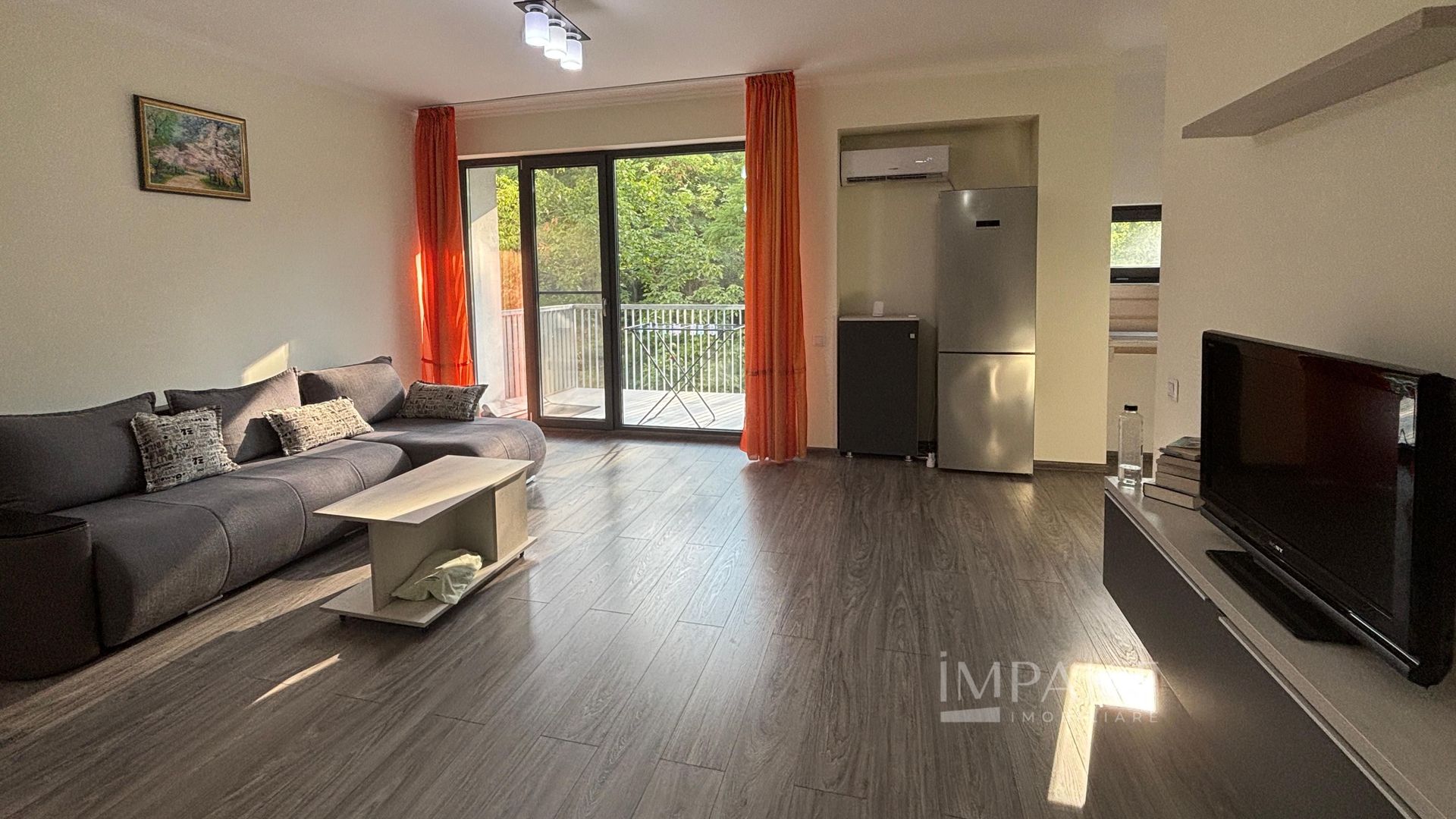 Apartament modern cu parcare, de închiriat! - Poză 1