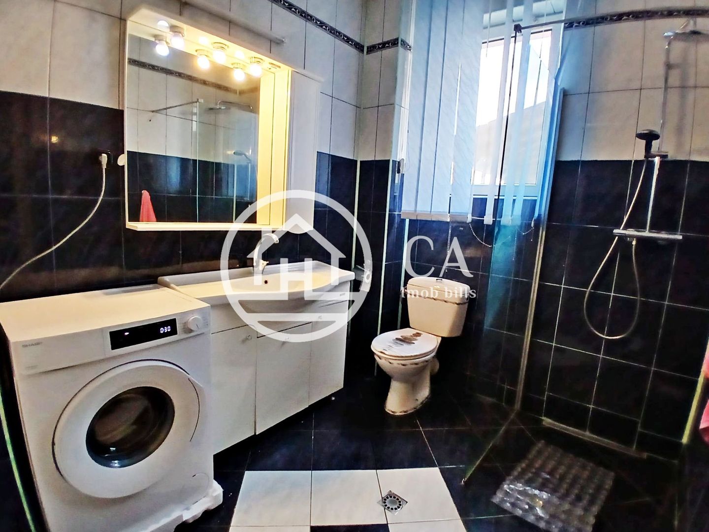 Casă cu 7 camere de închiriat în zona Gheorghe Doja, Oradea - Poză 20