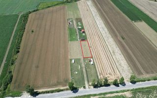 Teren intravilan 710 M²  împrejmuit com. Reci Covasna - Poză 3