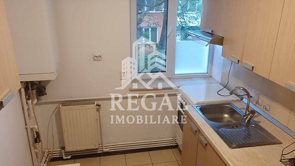 Apartament 2 camere- Zona Centrală (In spate la Caffe Bar Rafaello) - Poză 3