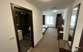 Clădire de închiriat pentru birouri  / clinica - Poză 11
