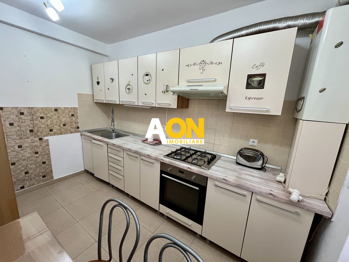 Casă de Tip Înșiruită, 3 Camere, Mobilată Complet, Zona Centru - Poză 8